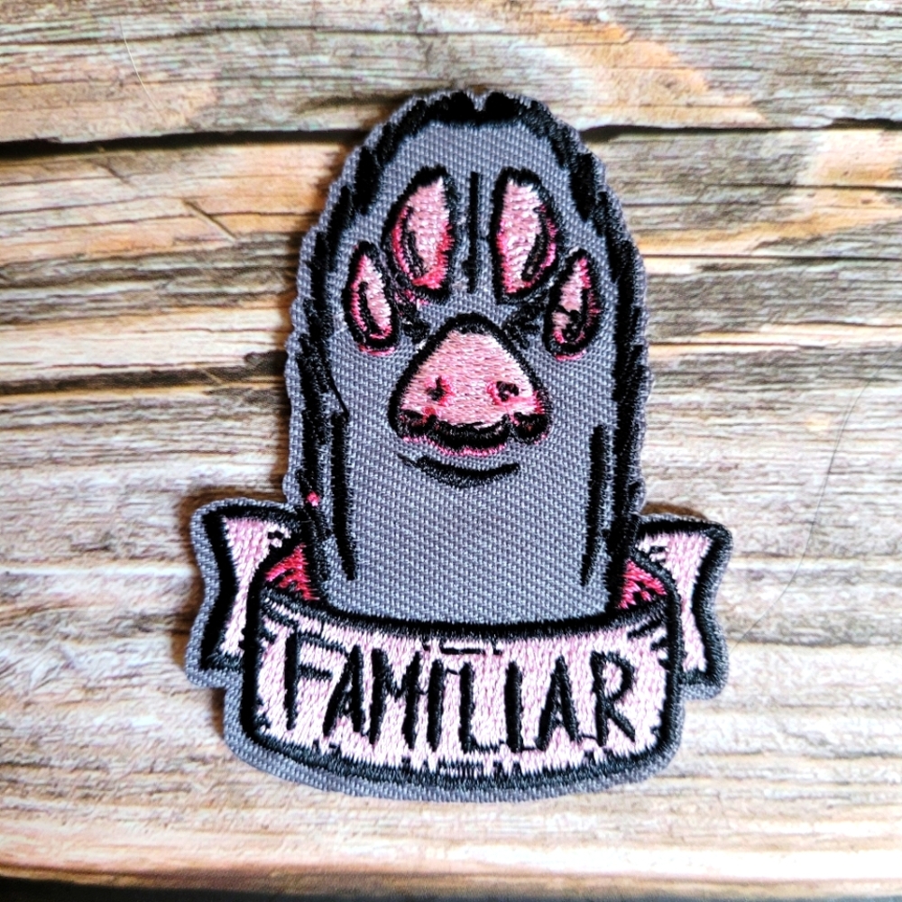 Witch Familiar Cat Paw Magic Occult Goth New Age Magick Wizzard Iron on Patch